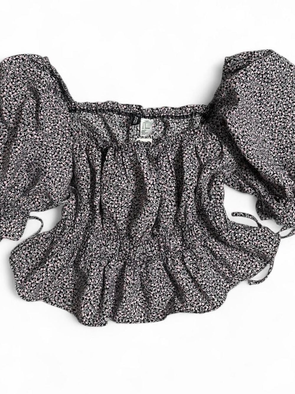 Feminine Floral Smocked Cinched Waist Off-Shoulder Top, navy blue and pink